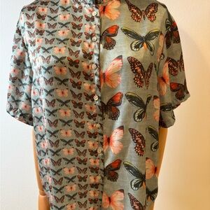 Butterfly Print Short Sleeve Top